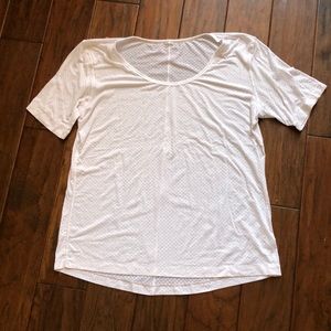 White Lululemon flowy top